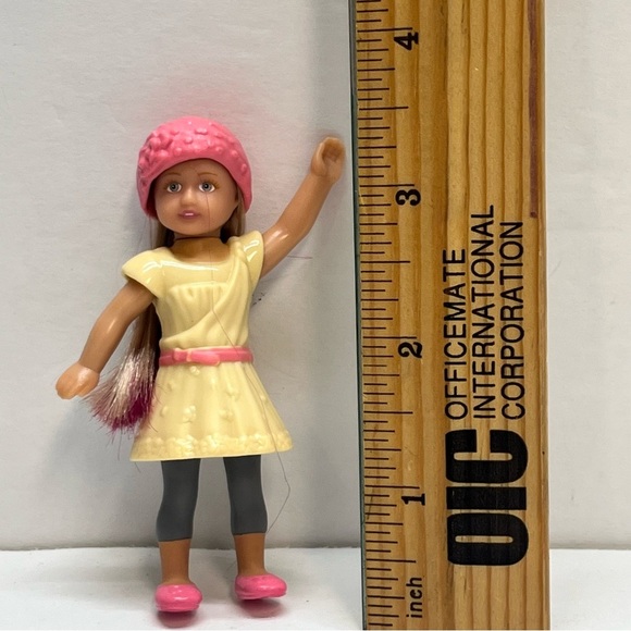 mcdonalds american girl doll isabelle palmer 2014 happy meal toy yellow pink - Picture 2 of 4